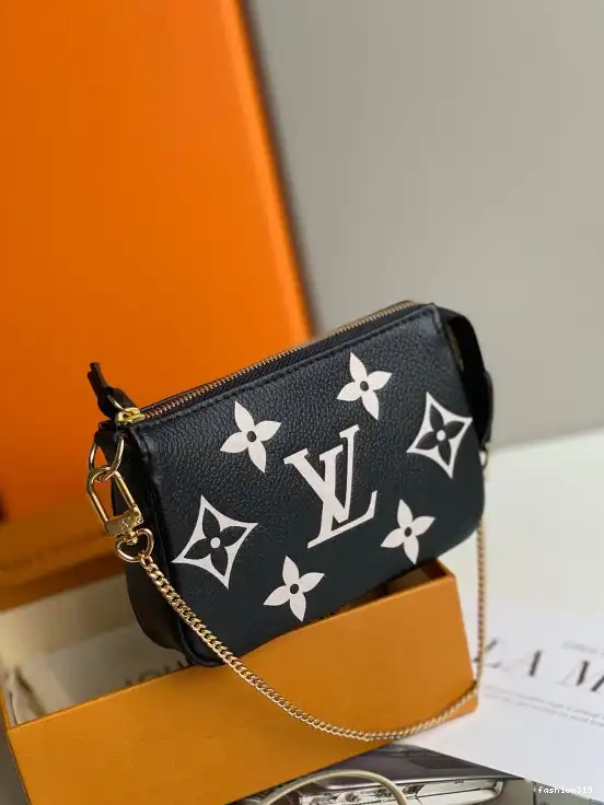 VUITTON POCHETTE ACCESSOIRES LOUIS MINI 0329